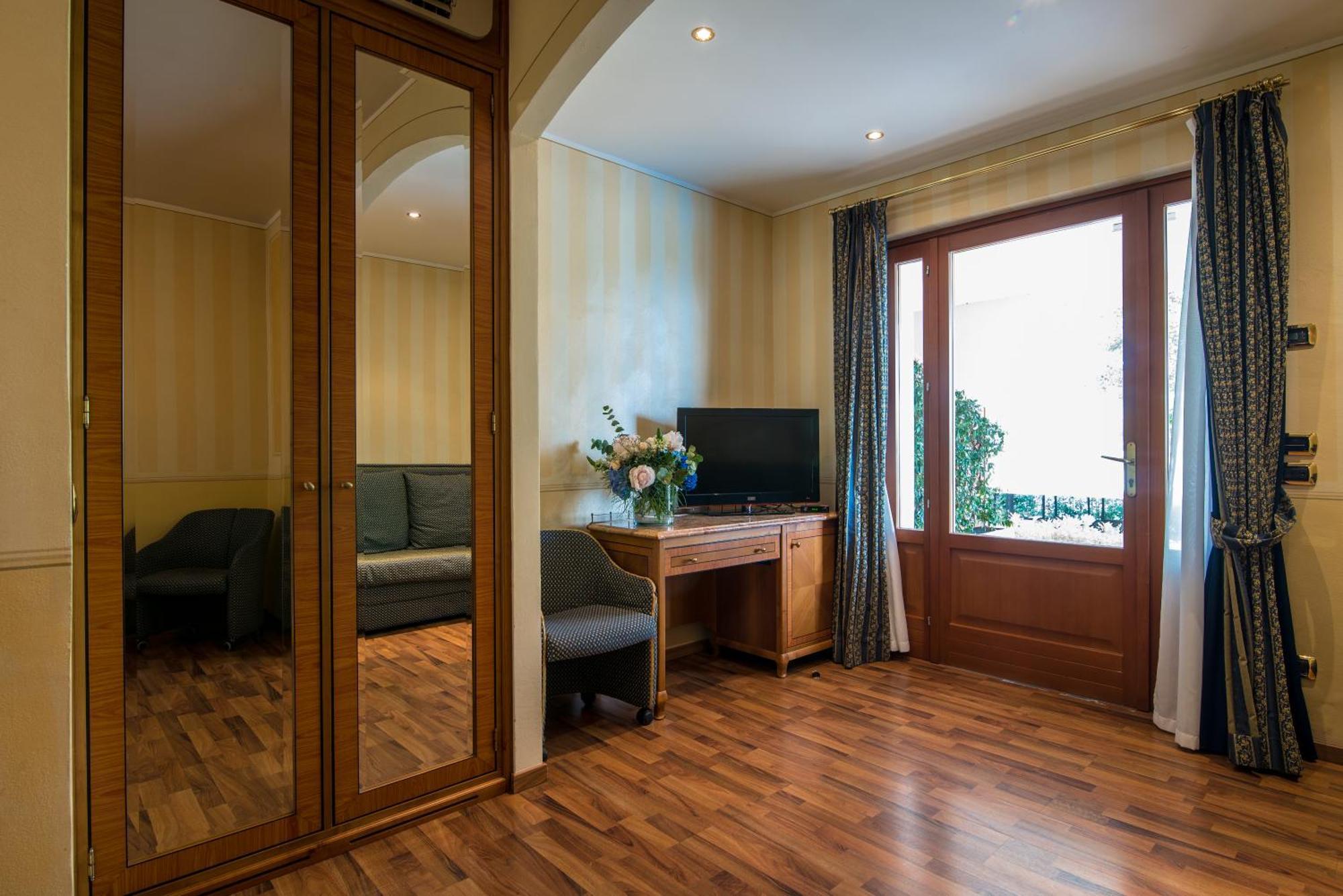 Hotel Porta Del Sole Soiano Del Lago Extérieur photo