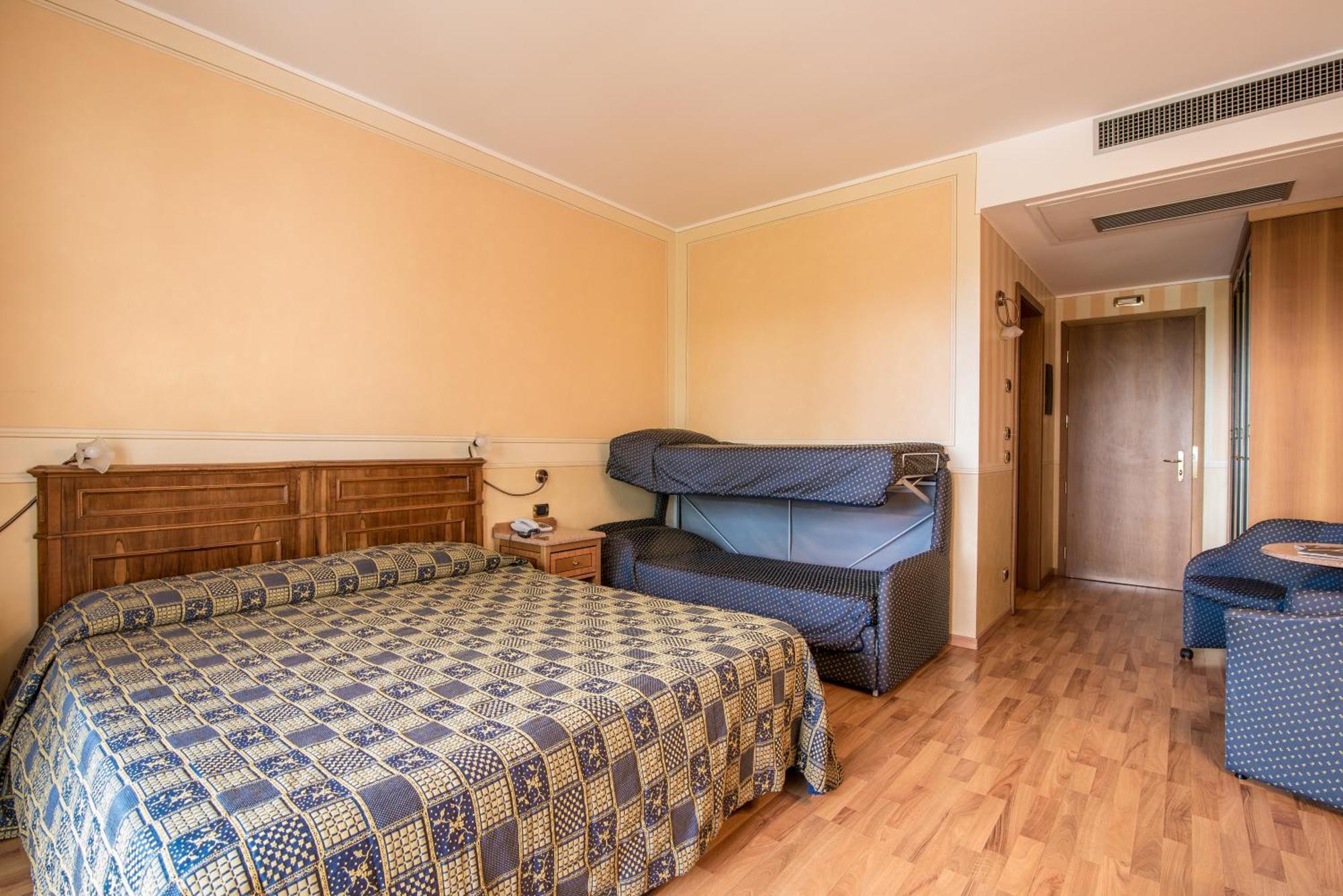 Hotel Porta Del Sole Soiano Del Lago Extérieur photo