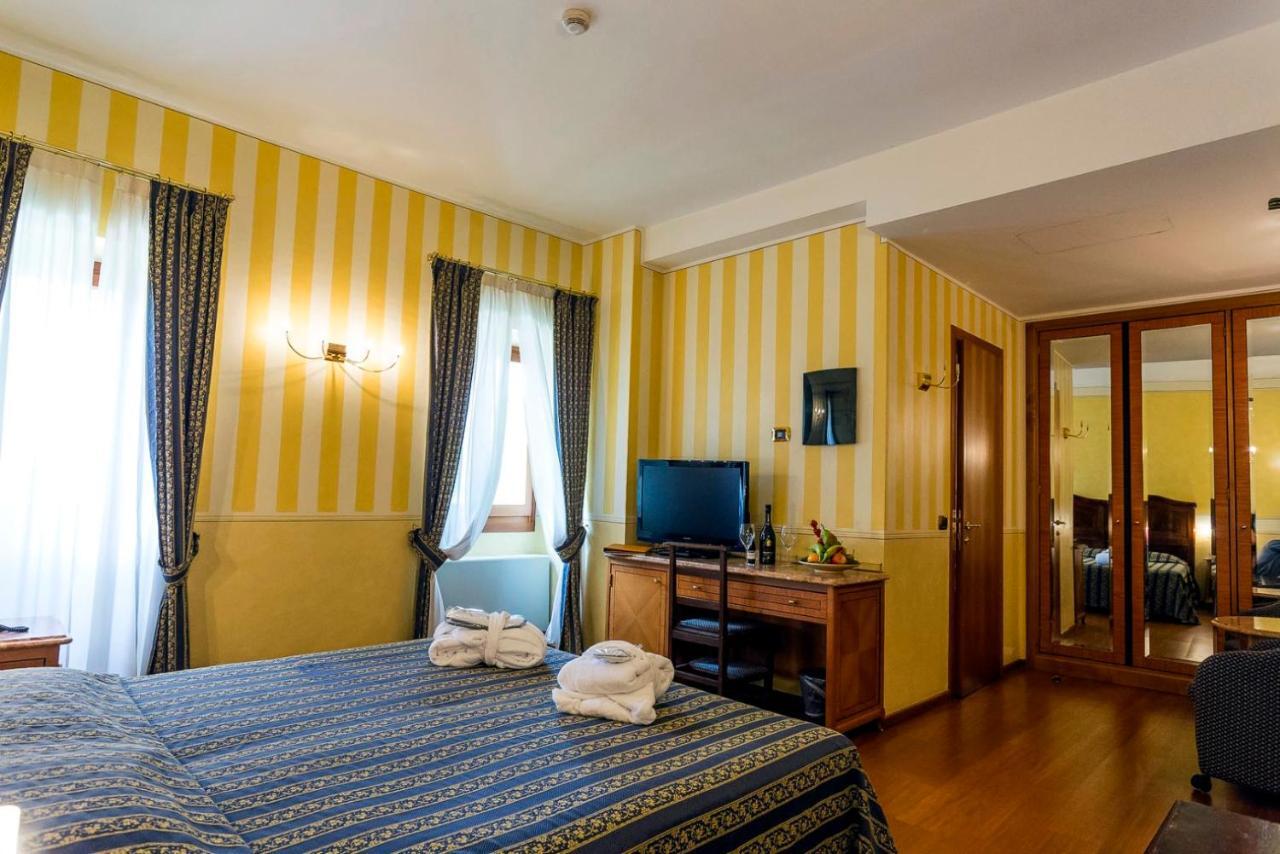 Hotel Porta Del Sole Soiano Del Lago Extérieur photo